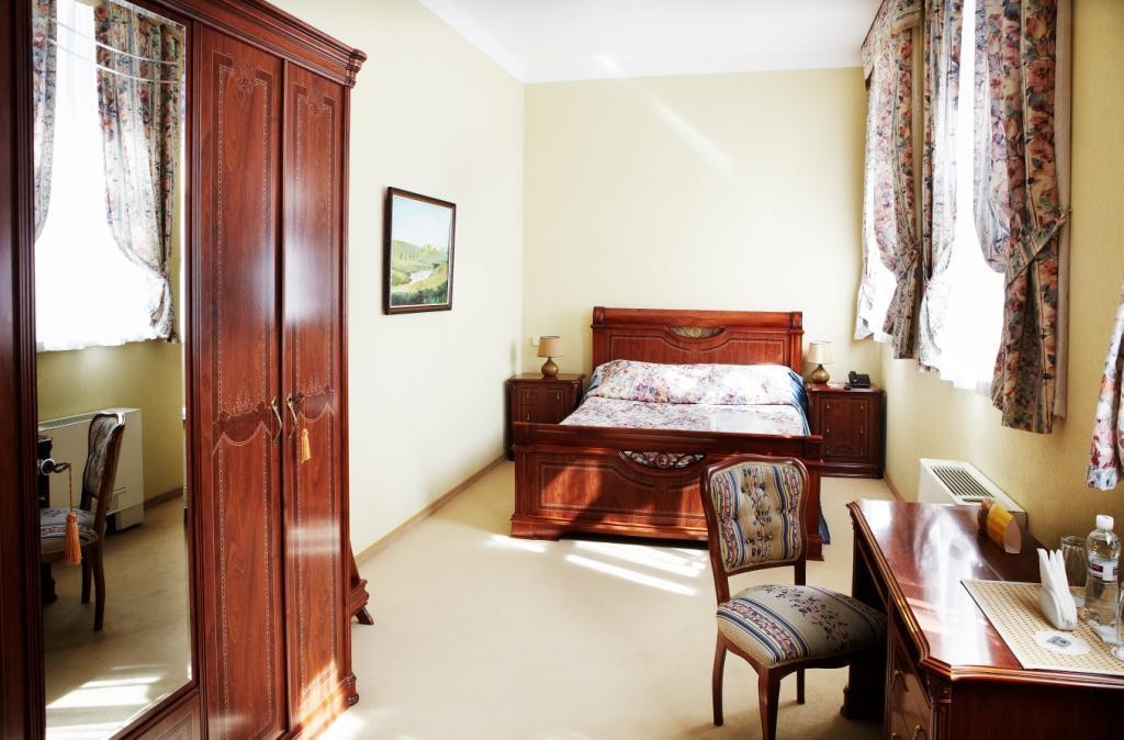 Astoria Hotel Dnipro Luaran gambar