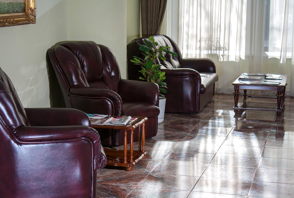Astoria Hotel Dnipro Luaran gambar